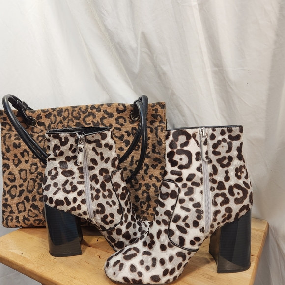 NINE WEST BOOTS - Picture 4 of 9